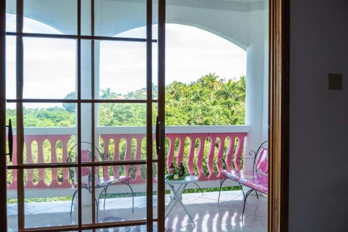 Sweetsop Jamaica Villa And Tours Монтего-Бей Екстер'єр фото